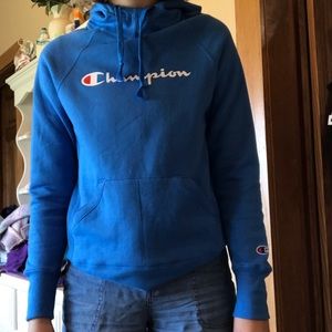 NWT CHAMPION SWEATSHIRT